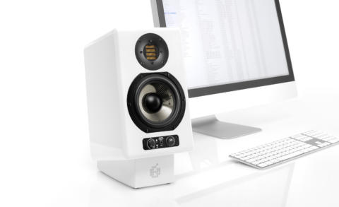 adam-audio-artist5-desktop-