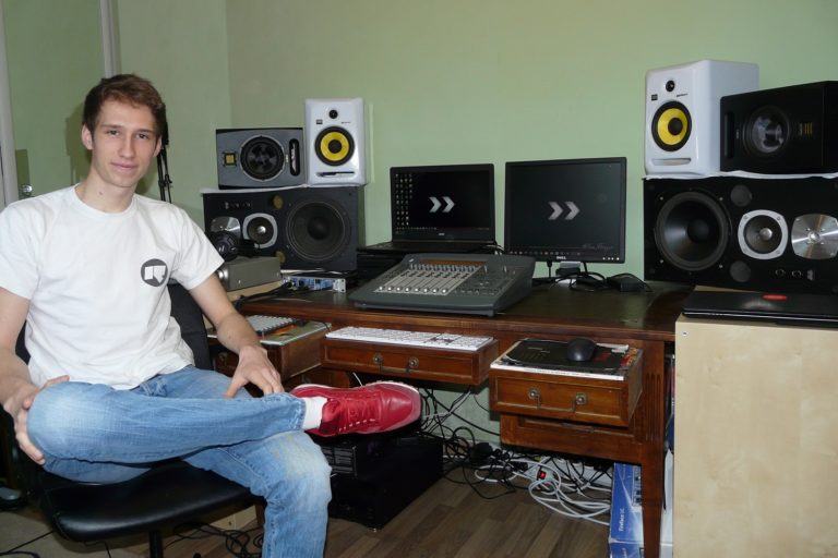 adam-audio-soundtrack-competition-2016-winner-F7