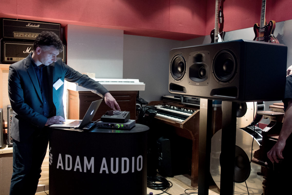 S Series roadshow event at Dean St. Studios in cooperation with Jigsaw24