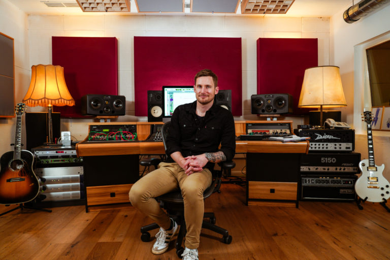 Eike Freese received early encouragement from his parents when they gave him a guitar at the age of twelve. Two years later he recorded for the first ...