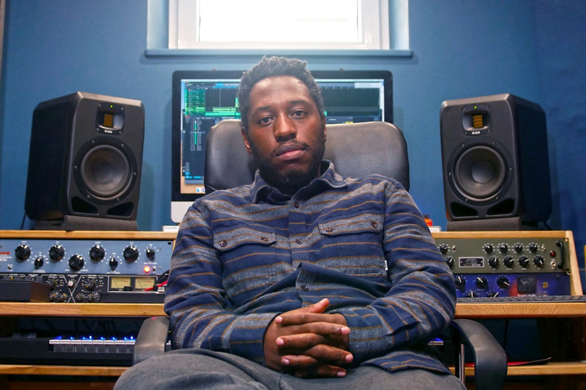 adam-audio-s2v-studio-monitor-blake