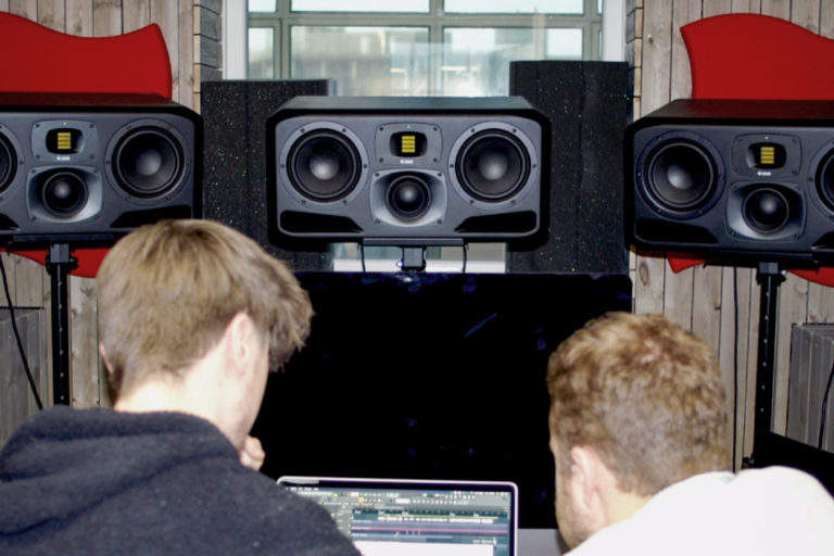 adam-audio-s3h-studio-monitors-kristiania-university