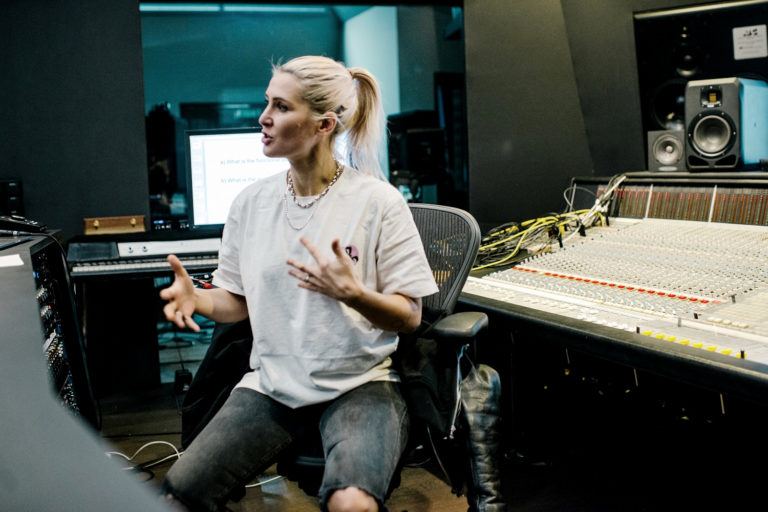 adam-audio-product-specialist-jane-arnison-photo-by-kasia-zacharko