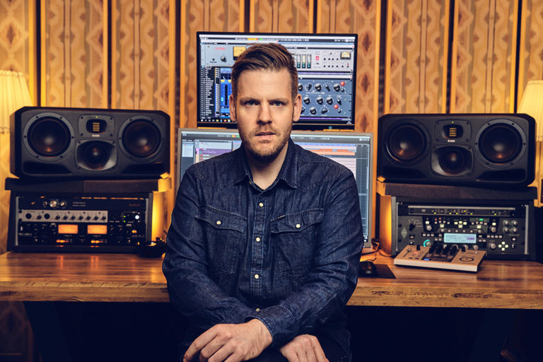 „Ein guter Monitor muss wie ein Partner sein“. Geflügelte Worte, aber Benni Dernhoff, Hamburger Produzent,...