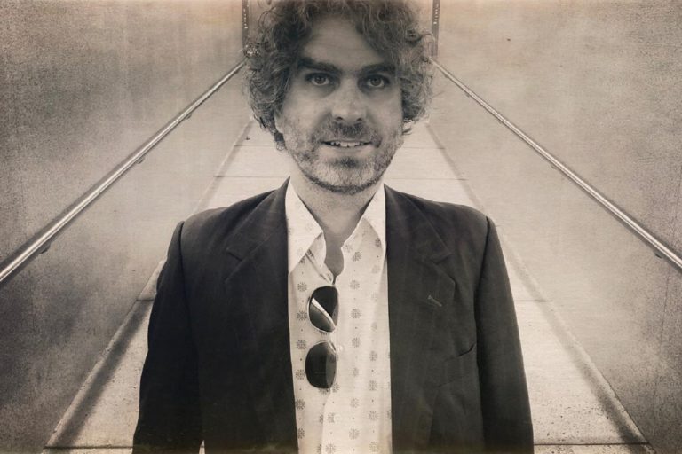 Der vielfach ausgezeichnete Produzent und Engineer Lachlan „Magoo“ Goold hat in seiner Karriere ...