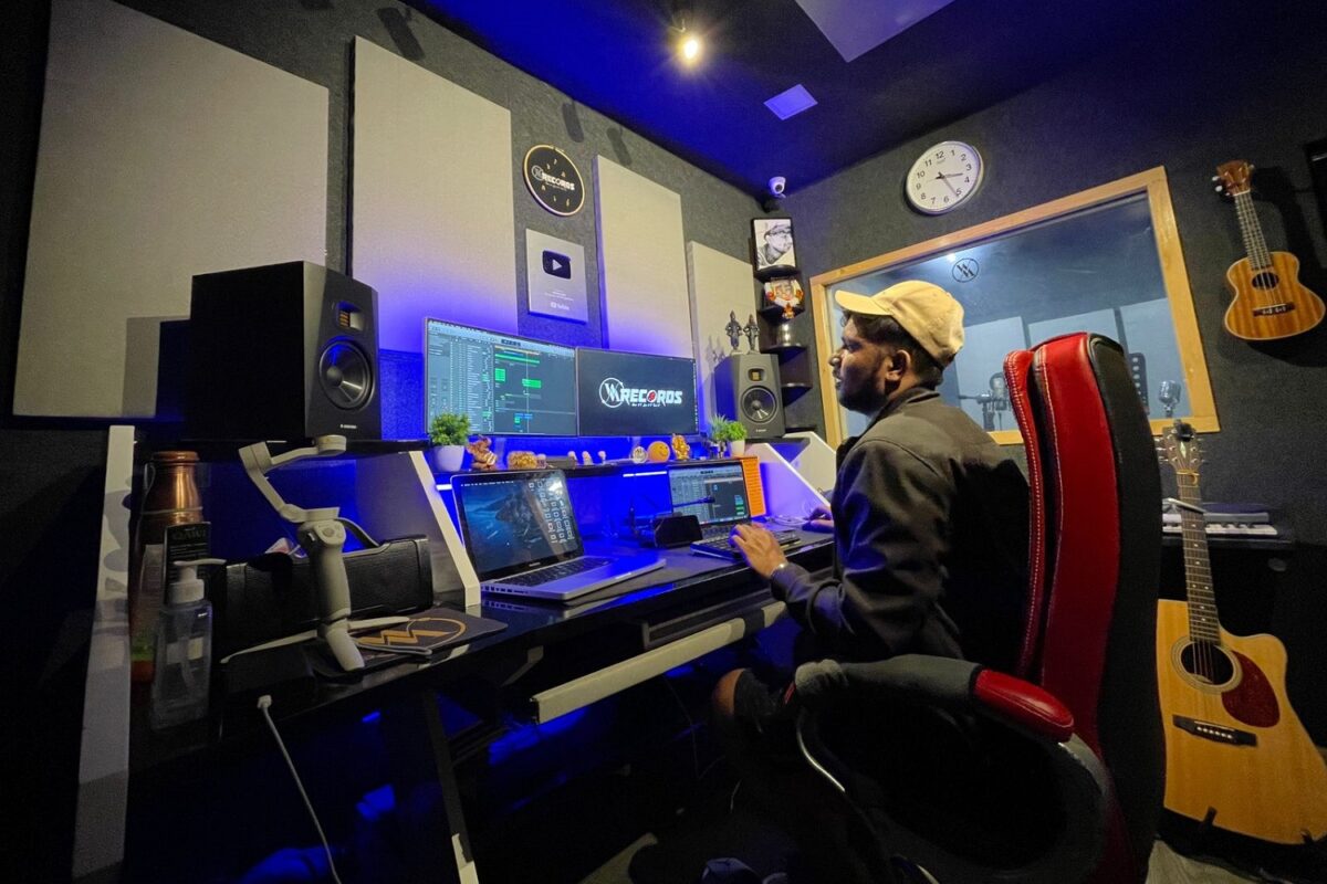 adam-audio-t5v-studio-monitor-muzistar