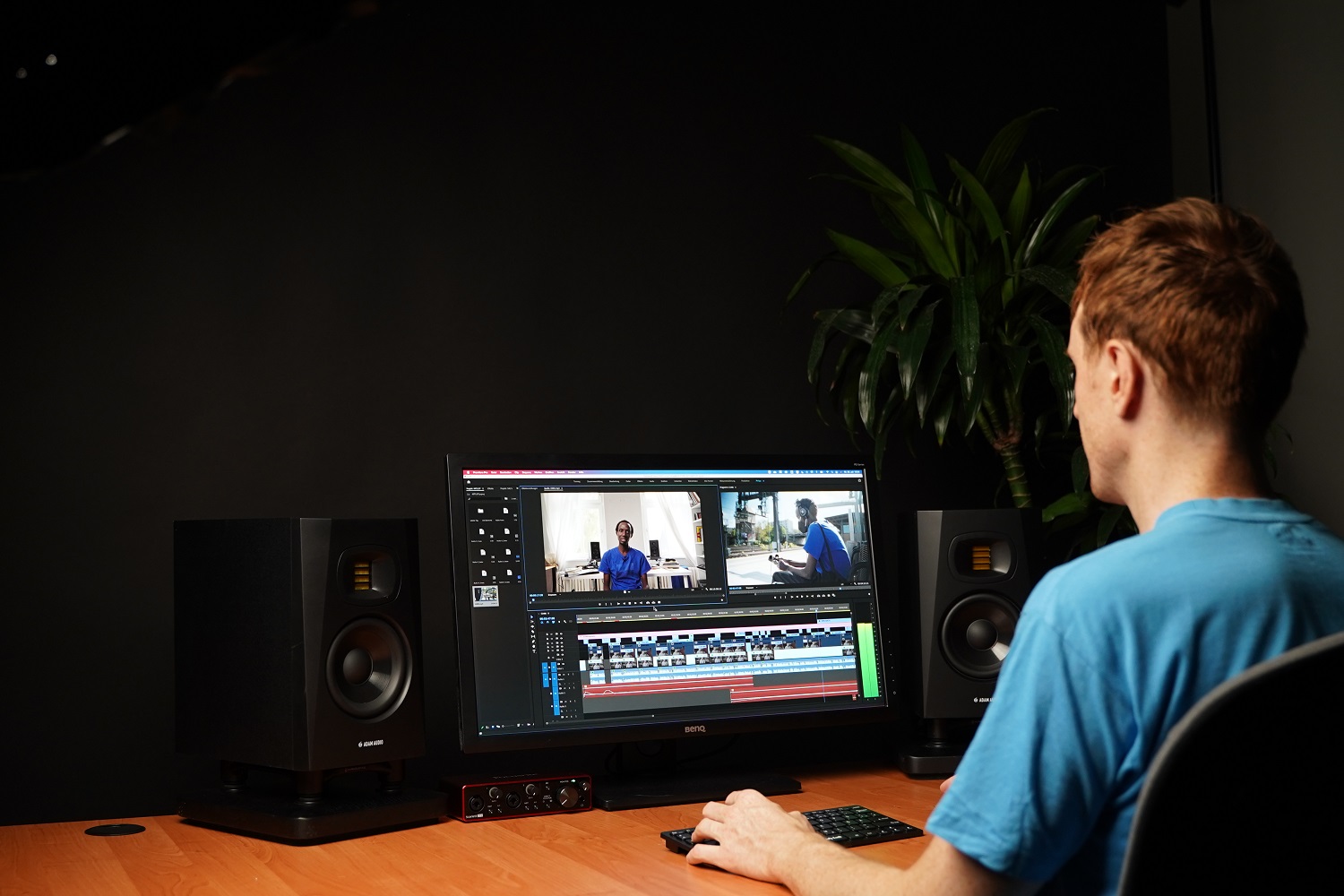 Studio monitors for online video editing