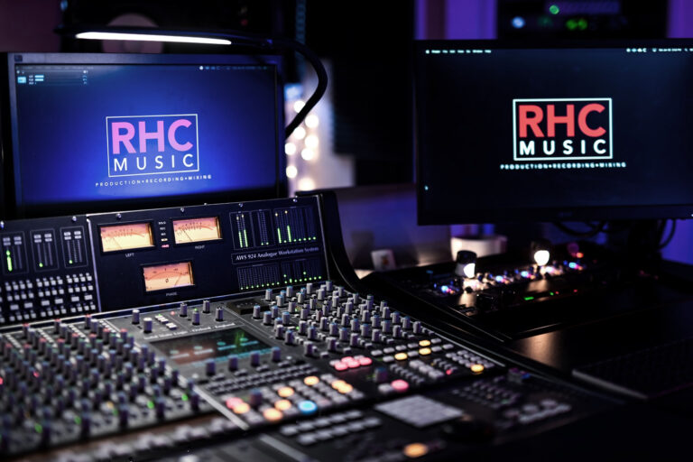 adam-audio-a7x-studio-monitors-ross-hayes-citrullo