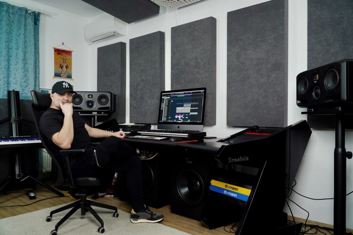 adam-audio-s3h-studio-monitors-sub15-subwoofer-cristian-tiu