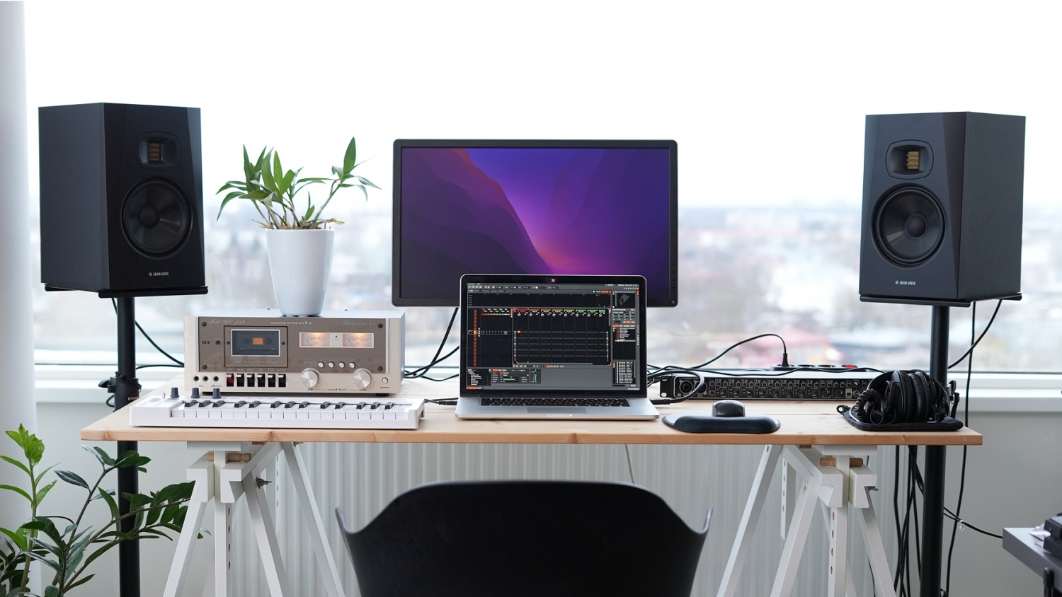 ADAM Audio T8V Monitor para estudio de 8'' – Mejor Sonido