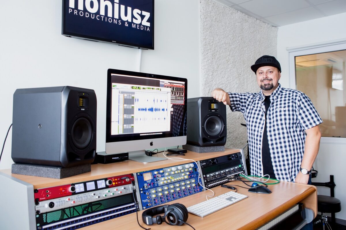 adam-audio-s2v-studio-monitor-gabor-noniusz