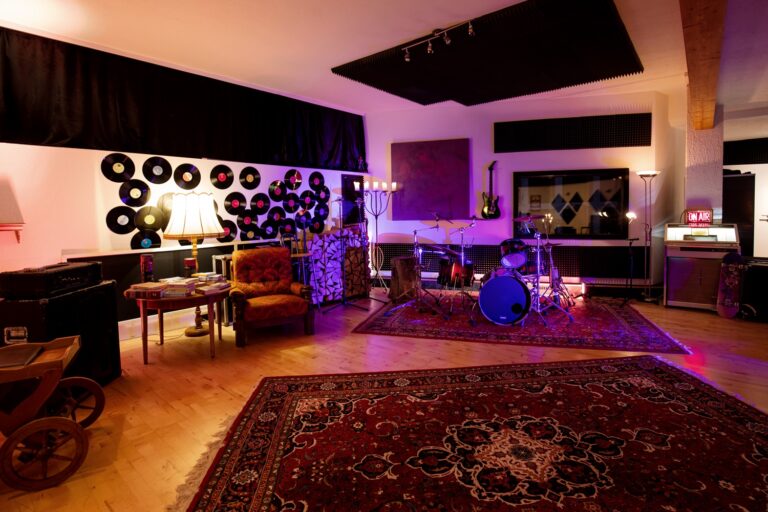 adam-audio-s3v-studio-monitor-stephan-dutka-live-room